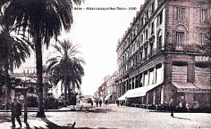 Bone - Palais Lecoq et Rue Thiers - 1930